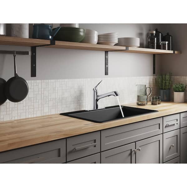 Vin Single-Handle Pull-Out Sprayer Kitchen Faucet in Polished Chrome