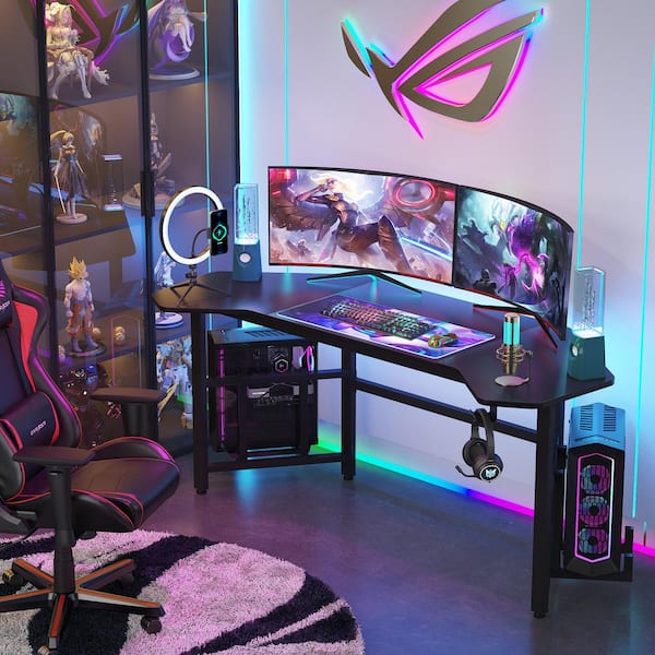 Personalize your Gaming Hub with 9 Gaming Desk Decorations