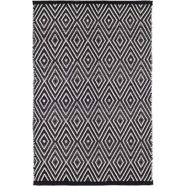 Diamond Handwoven Black/Ivory 3 ft. x 12 ft. Outdoor Runner Rug