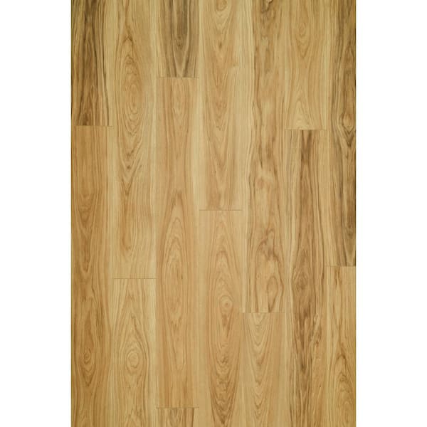 Pergo - XP+ Cheshire Bluff Hickory 10 mm T x 6.1 in. W Waterproof Laminate Wood Flooring (20.15 sqft/case)