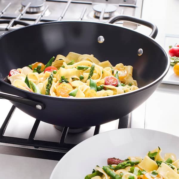 ZWILLING Milano 12 in. Aluminum Ceramic Nonstick Wok with Lid