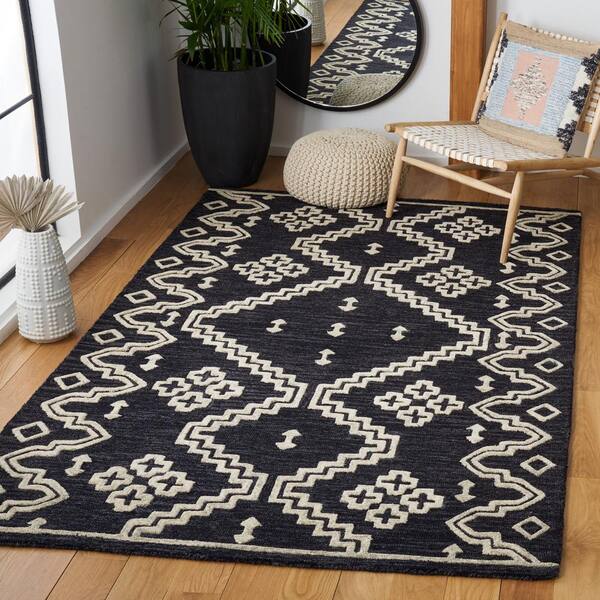 Fanmats  Gray & Black Abstract Diamond 3x5 Rug