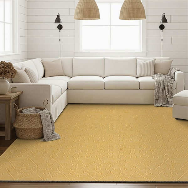 Alma Gold 5 ft. x 7 ft. Geometric Machine Washable Indoor Area Rug