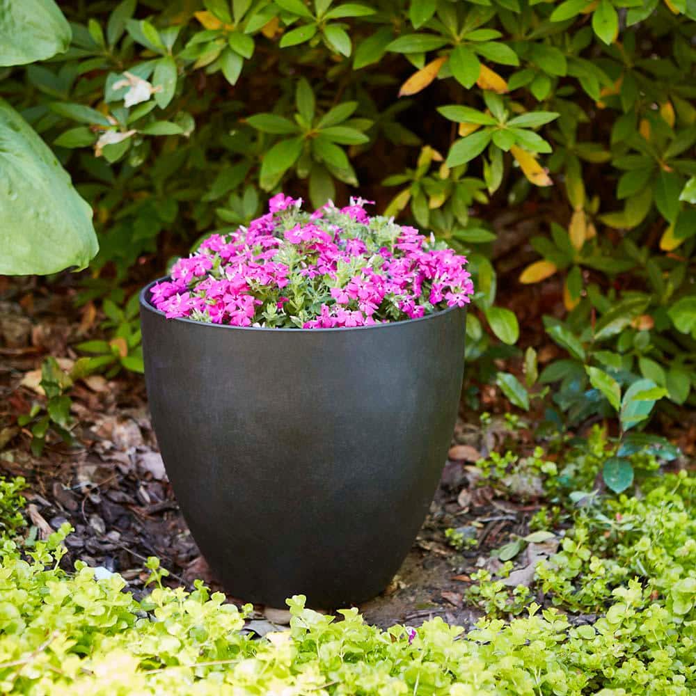 Medium Coffee Resin Egg-Shaped Indoor/Outdoor Planter