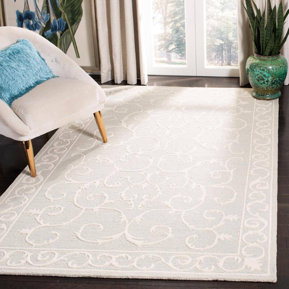 SAFAVIEH Micro-Loop Asteria Oriental Area Rug, Light Grey/Ivory, 2'6" x 4'