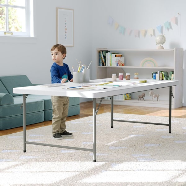 Carnegy Avenue Paige Granite White Plastic 4.93-Foot Kids Folding