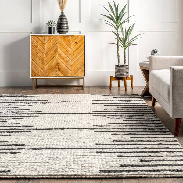 nuLOOM Hand Made Contemporary Modern Braided Wool Area Rug in