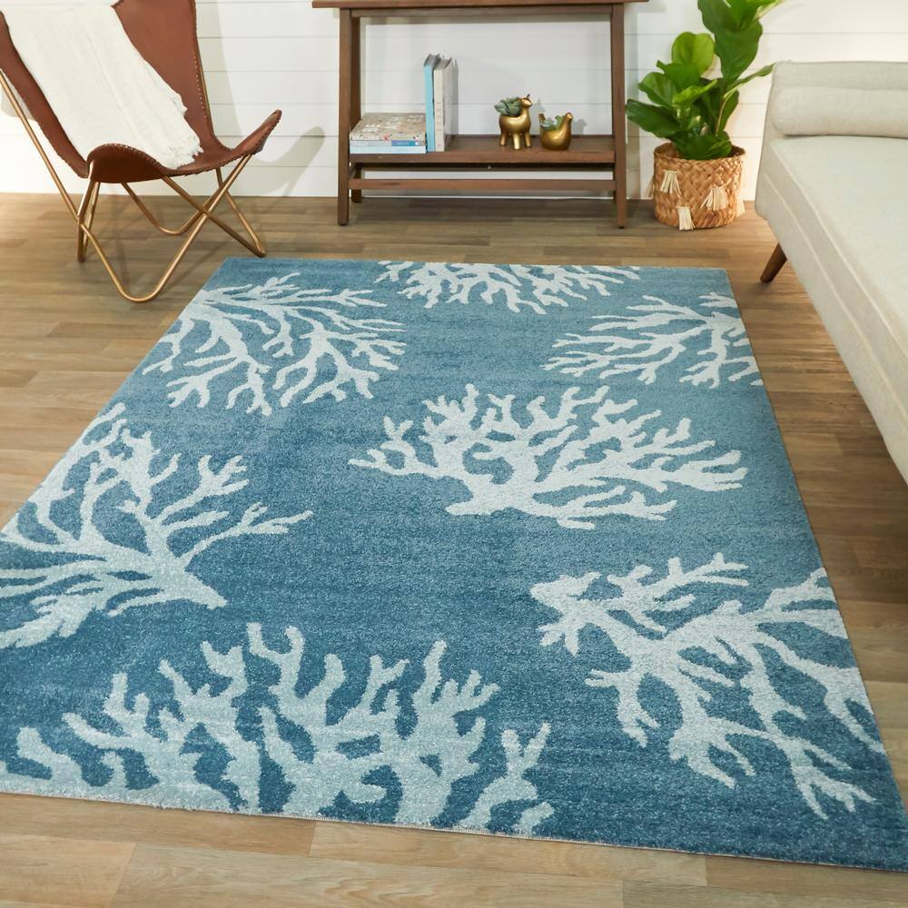 Blue Coral Print Reversible Synthetic Area Rug 5' x 7'
