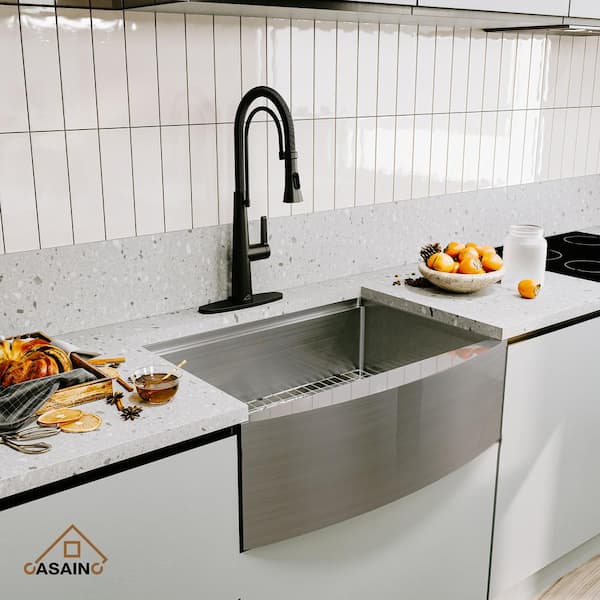 https://images.thdstatic.com/productImages/44e253db-13bd-4664-b42c-c5742ee7dd16/svn/brushed-stainless-steel-kitchen-sink-matte-black-kitchen-faucet-casainc-farmhouse-kitchen-sinks-kcsl0008-fs36mb-31_600.jpg