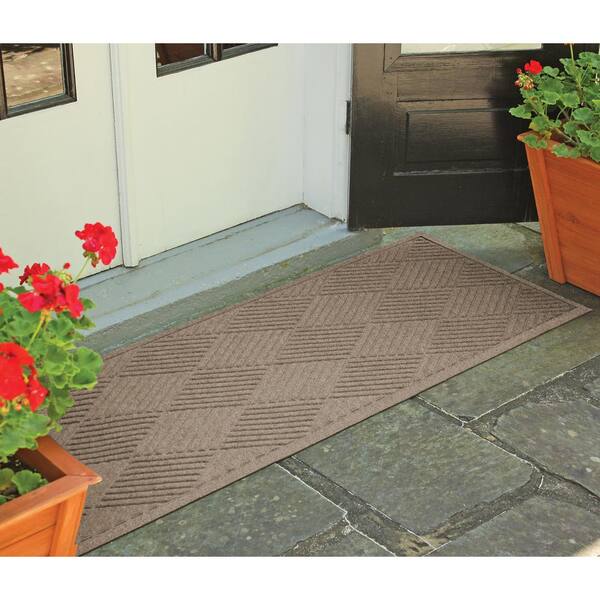 Bungalow Flooring Waterhog Squares Indoor-Outdoor Round Plant Trivet - Trivet Set of 4 - Camel