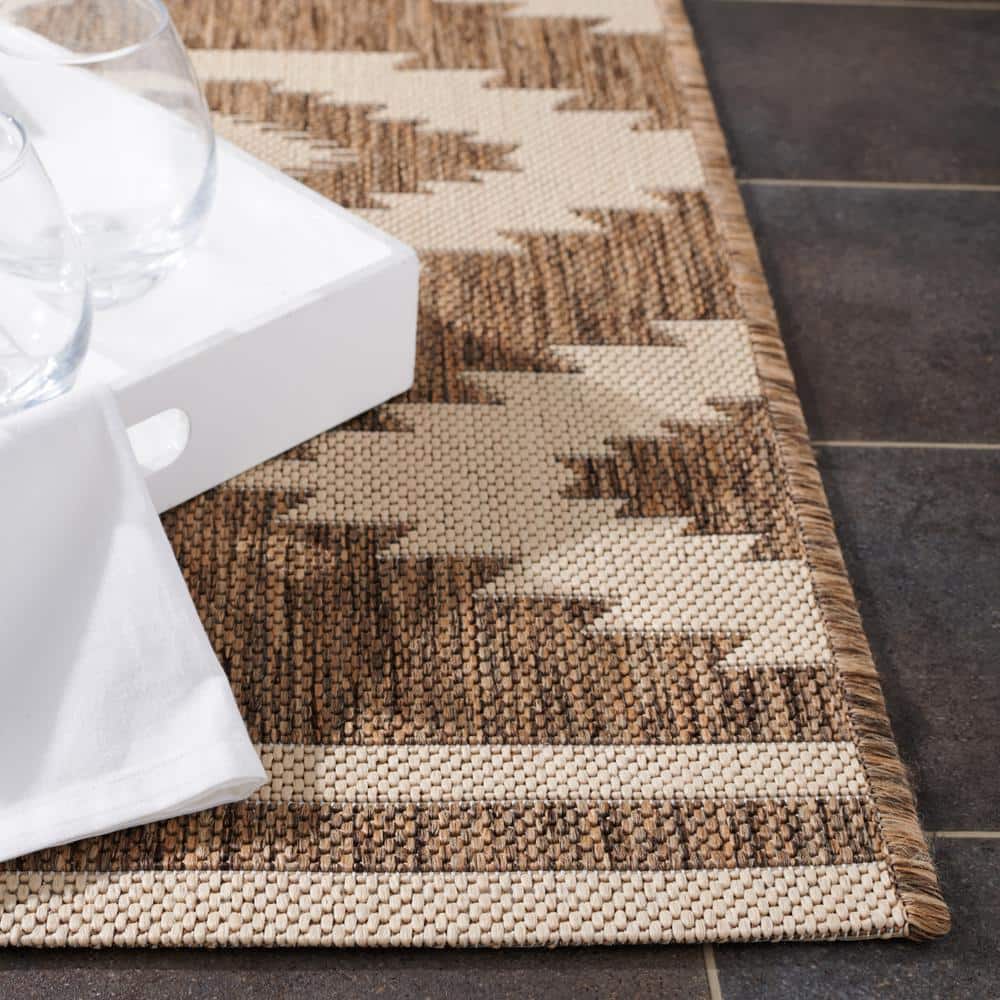 Beach House Cream Beige Synthetic Non-slip Area Rug 2' 2" x 4'