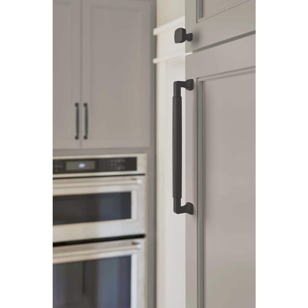 Matte Black Zinc Cabinet Drawer Pull with Mounting Hardware