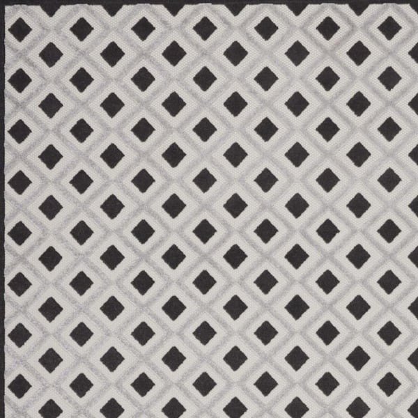 Black, White 10 ft. x 13 ft. Woven Polypropylene Indoor/Outdoor Area Rug