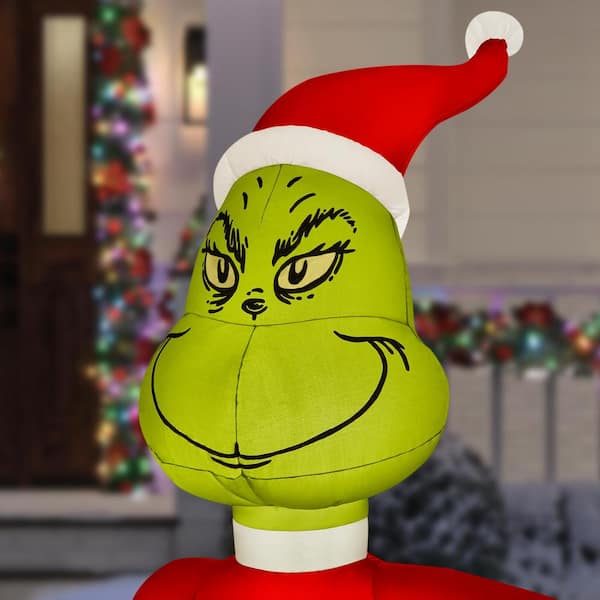 https://images.thdstatic.com/productImages/4510f7b0-f54d-447d-ac8d-987454b042bf/svn/grinch-christmas-inflatables-23gm82683-a0_600.jpg