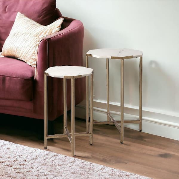 HomeRoots 15.5 in. Gold Round Marble End Table