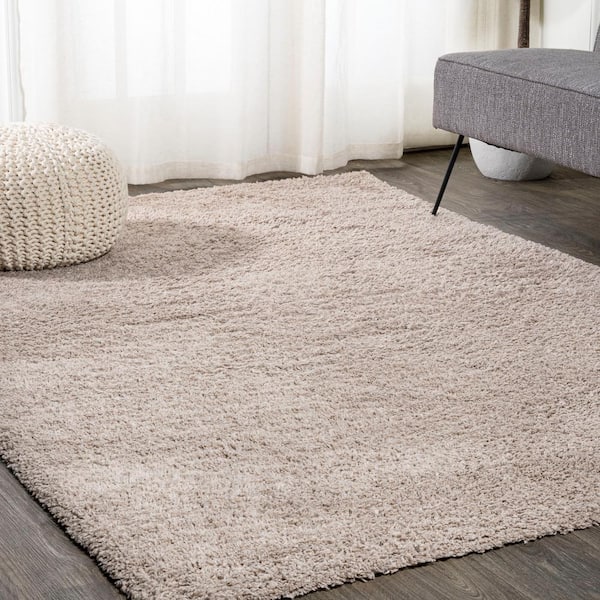 JONATHAN Y Groovy Solid Shag Light Beige 5 ft. x 8 ft. Area Rug