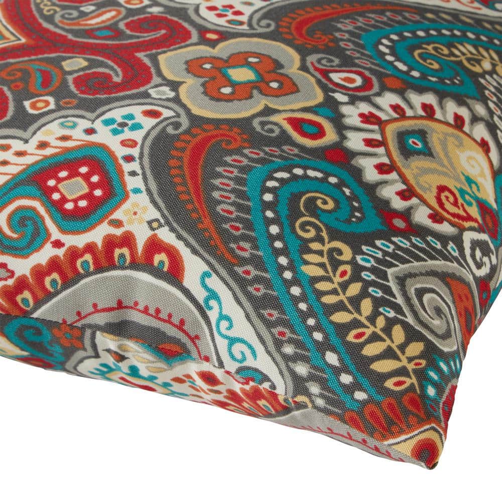 17" Square Outdoor Accent Pillows Set in Asbury Park