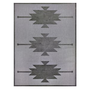 Tegan Gray 5 ft. x 7 ft. Southwestern Polypropylene Indoor/Outdoor Area Rug