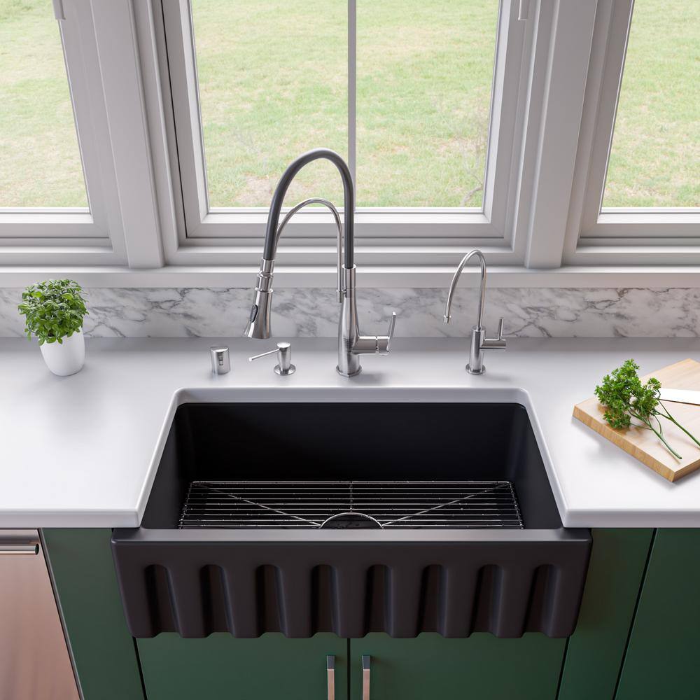 33.13'' Black Matte Fireclay Farmhouse Apron Sink