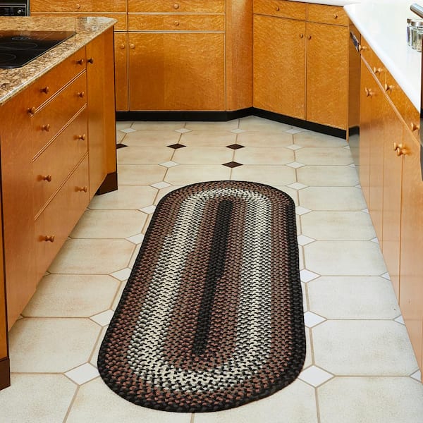 Pioneer Black Multi 4 ft. x 4 ft. Round Indoor/Outdoor Braided Area Rug