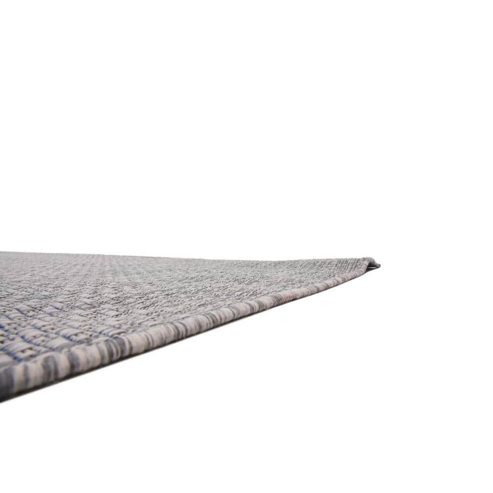 Modern Outdoor Solid Light Gray 7'x10' Synthetic Area Rug