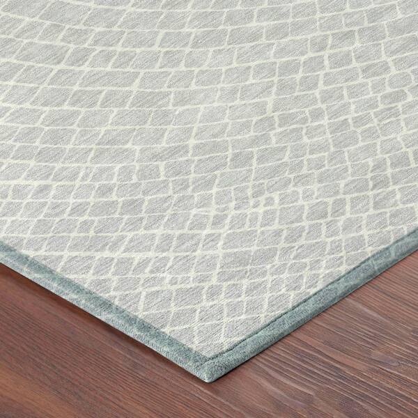 Chantille Machine Washable Indoor/Outdoor Abstract ACN2455 Silver 2 ft. x 3 ft. Accent Rug