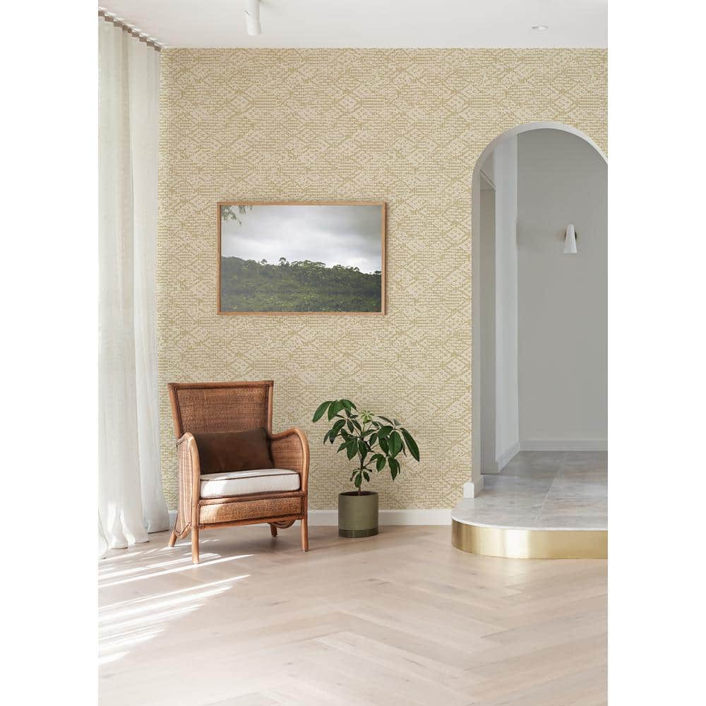 Helene Gold Glitter Geometric Non-Woven Wallpaper Roll