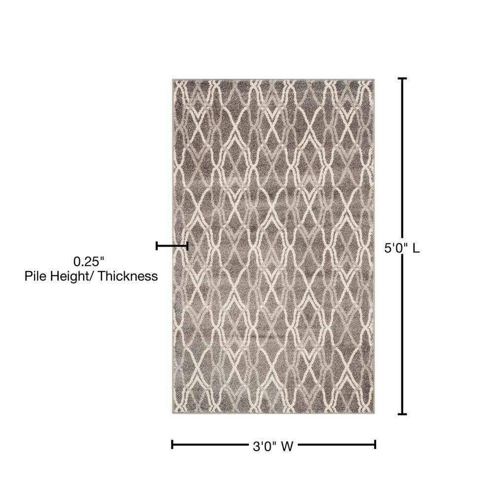 Gray Geometric 3' x 5' Reversible Synthetic Area Rug