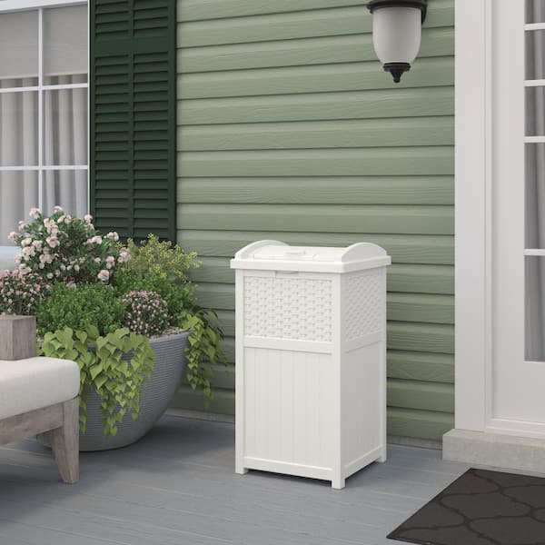 Suncast Suncast Plastic Trash Hideaway 30 Gallon White Outdoor Trash Can with Lid, Suitable for Patios, Decks and Backyards