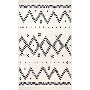 Tracy Moroccan Tassel Off White 3 ft. x 5 ft. Area Rug