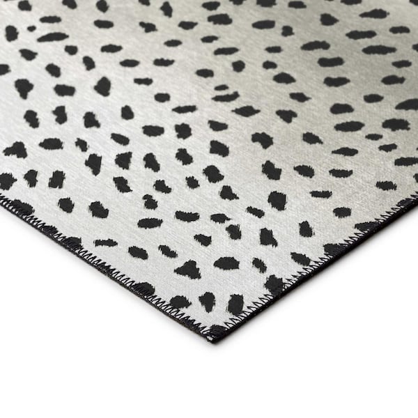 Safari Black 2 ft. 3 in. x 7 ft. 6 in. Indoor/Outdoor Washable Indoor/Outdoor Washable Rug