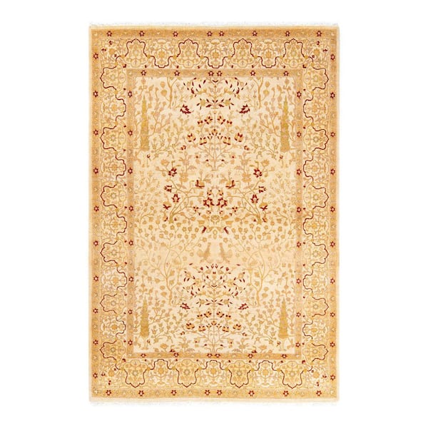 Mogul One-of-a-Kind Traditional Ivory 4 ft. 7 in. x 6 ft. 10 in. Oriental Area Rug