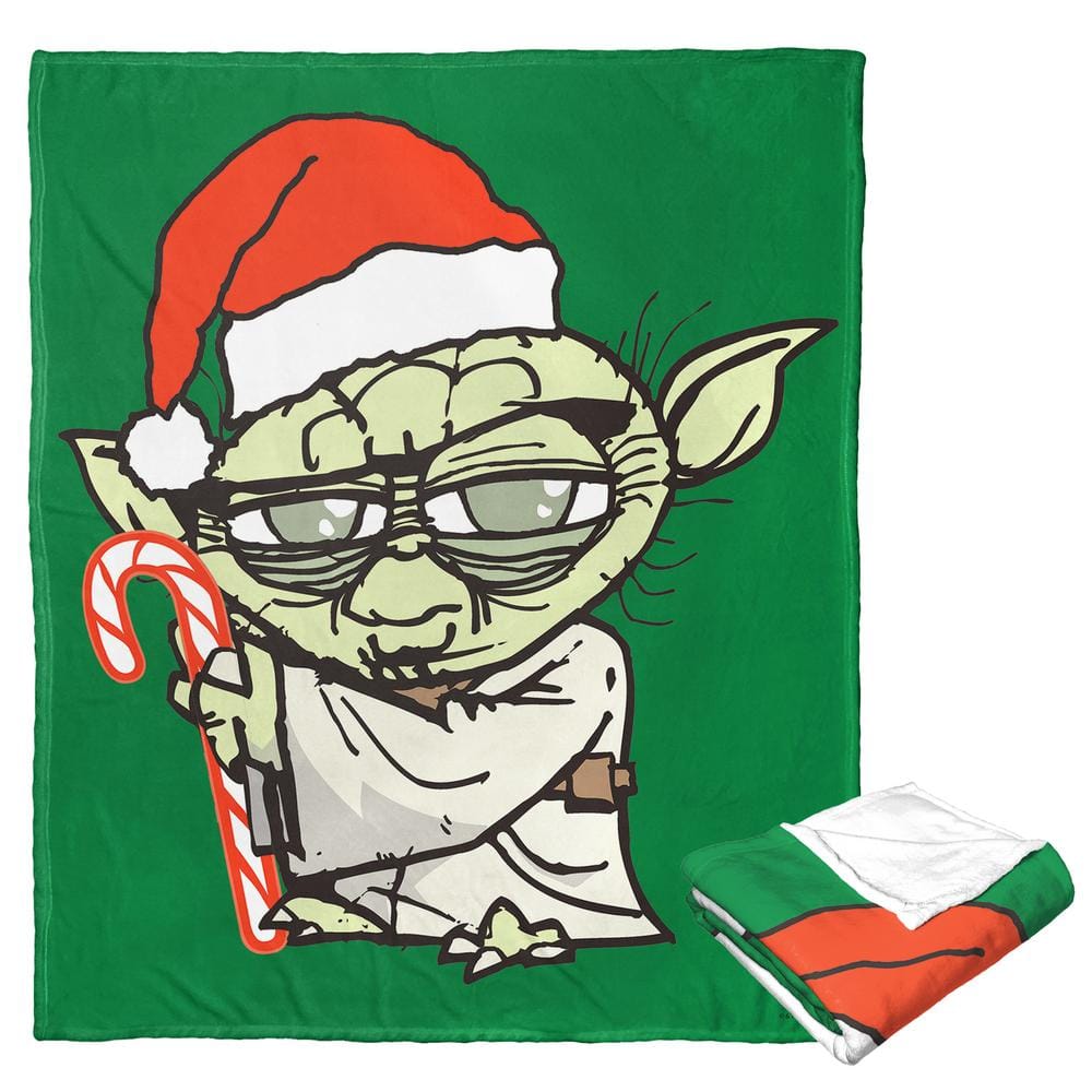 THE NORTHWEST GROUP Star Wars Yoda Festive Silk Touch Throw Blanket ...