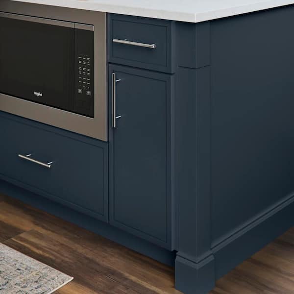 Leyton 15 in. W x 24 in. D x 34.5 in. H Ready to Assemble Plywood Slim Shaker Base Kitchen Cabinet in Ink Blue