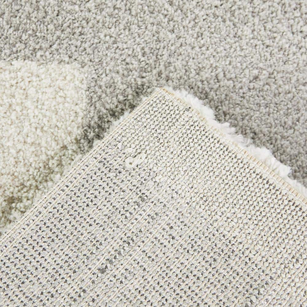 Janzen Gray and White Geometric Stain-Resistant Area Rug