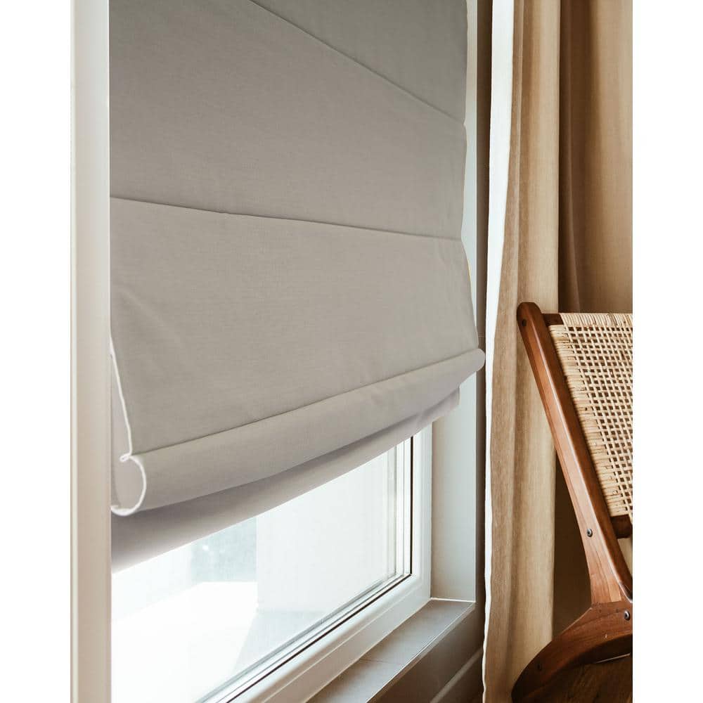 Pearl Gray Cordless Blackout Fabric Roman Shade 34" x 64"