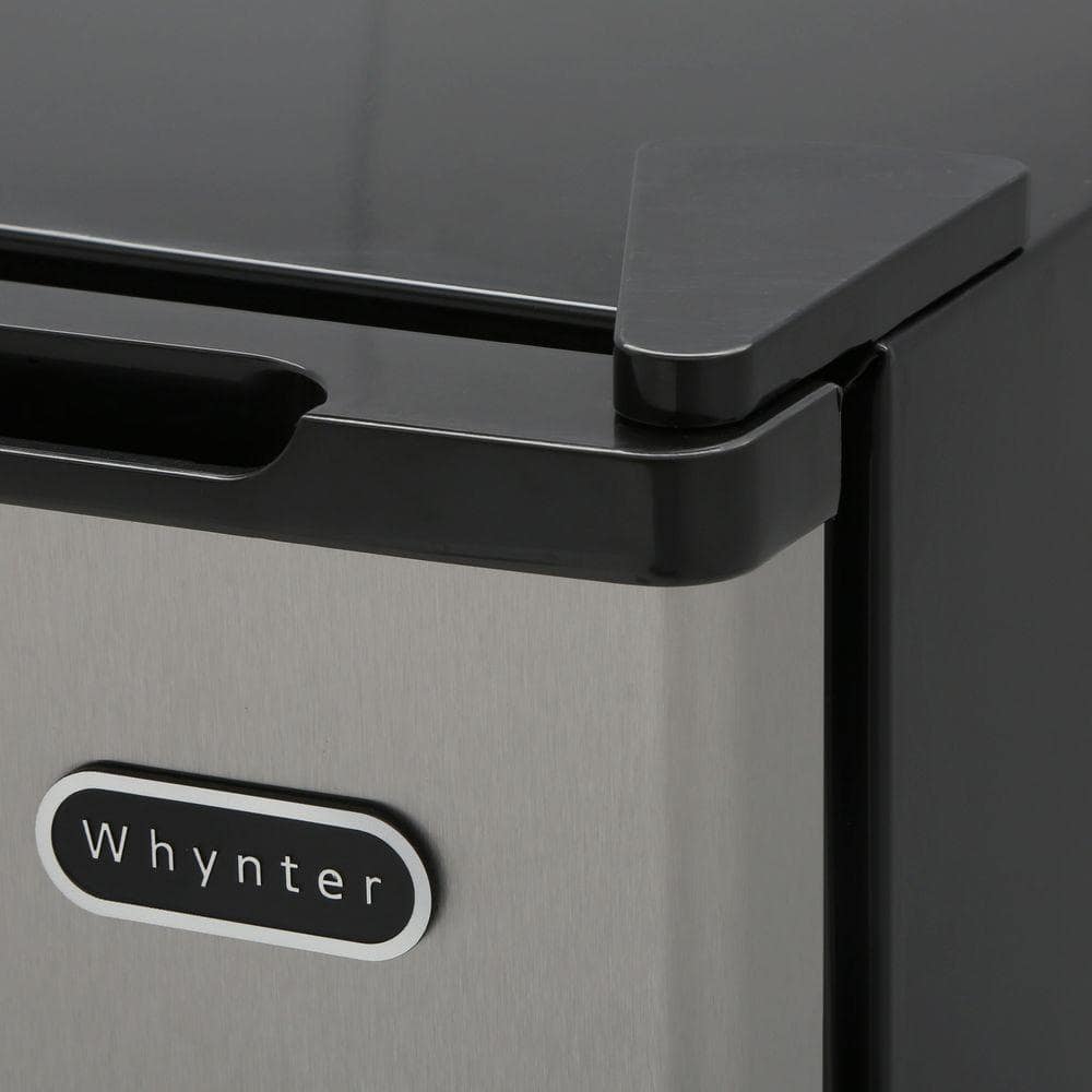 Freestanding Black and Stainless Steel Undercounter Ice Cube Maker