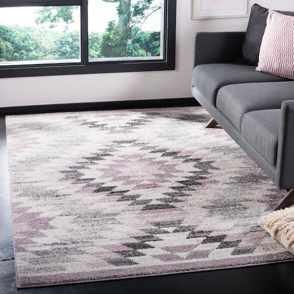 Adirondack Plum/Ivory 4 ft. x 6 ft. Chevron Western Area Rug