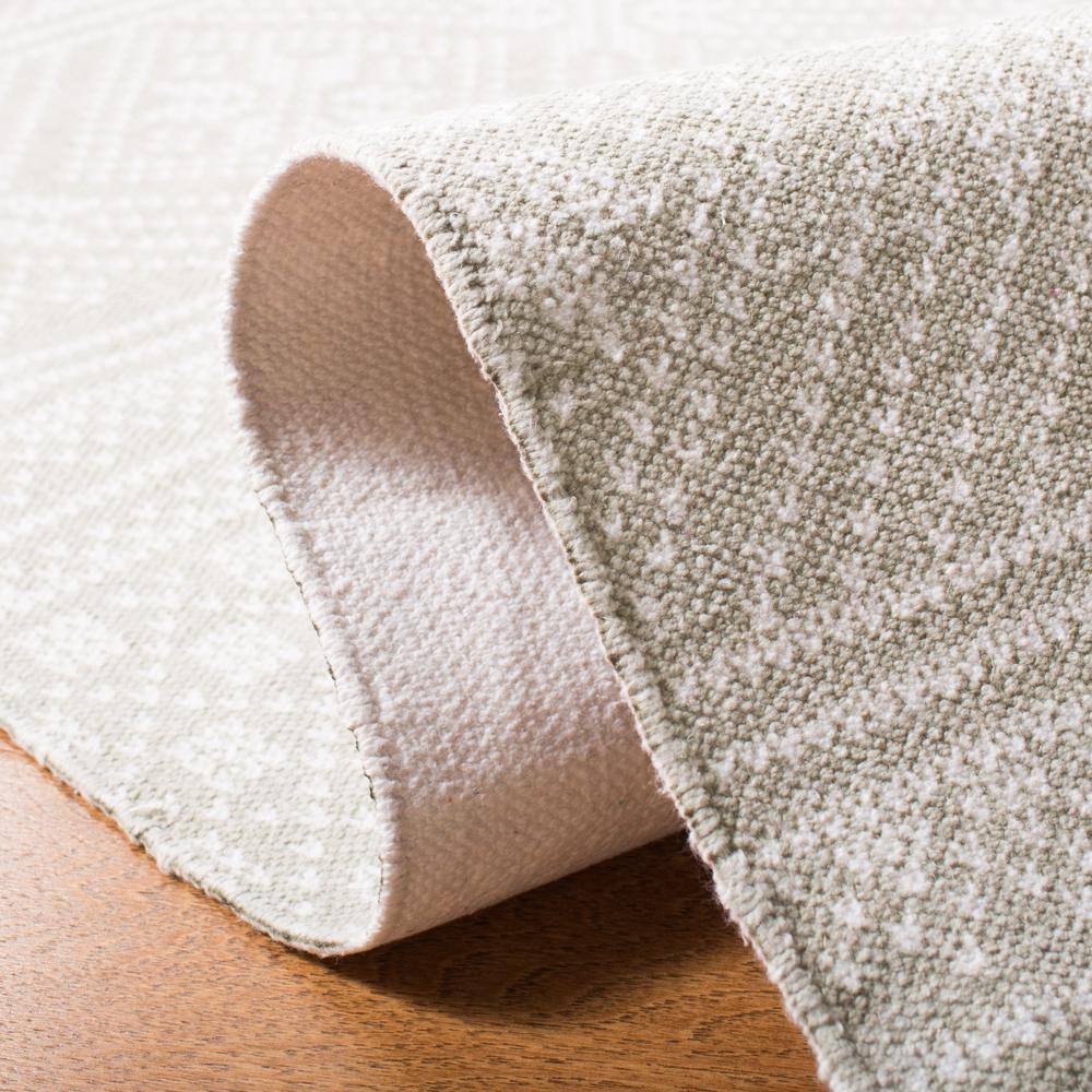 Silver and Ivory Geometric Cotton 4' x 6' Handmade Rug