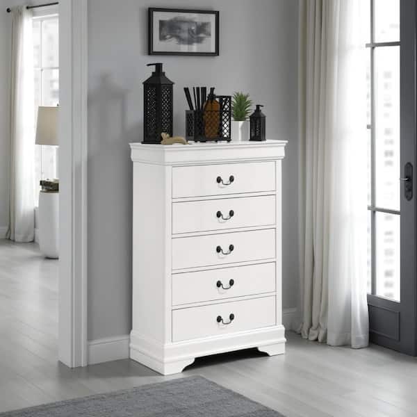 Benjara Nim Classic White 5-Drawer 31.25 in. Wide Tall Chest of Drawers Dresser without Mirror BM328687