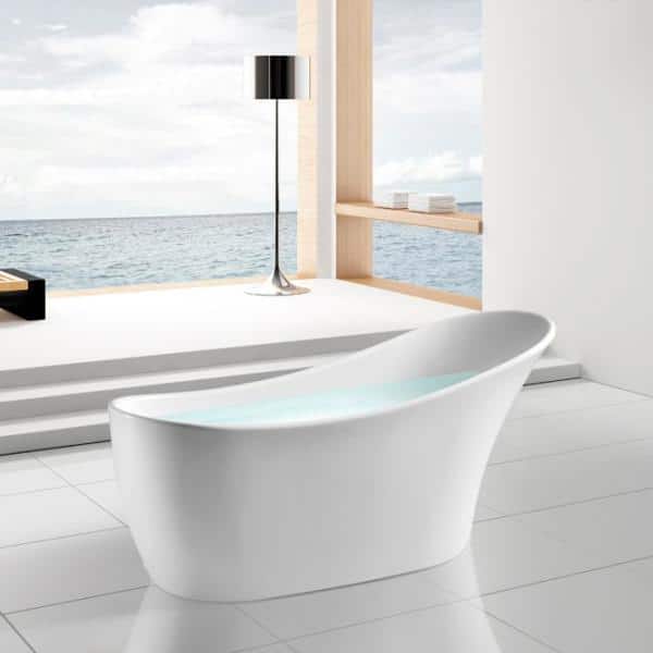 Glossy White Acrylic Freestanding Oval Soaking Bathtub
