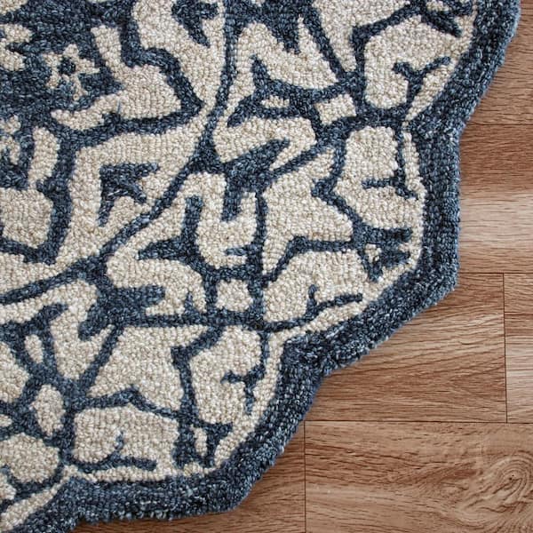 Brenna Modern Denim Blue/White 3 ft. Round Mosaic Medallion Wool Area Rug