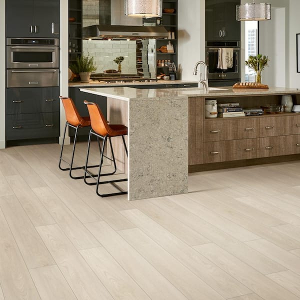 Grandview Belmont 3/16 in. T x 1-3/4 in. W x 94 in. L Vinyl T-Molding