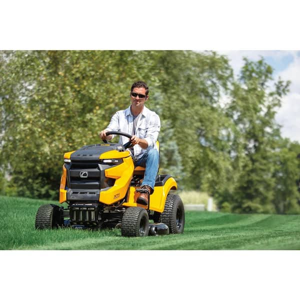 XT1 Enduro LT 42 in. 547cc Engine with Intelli Power Hydrostatic Drive Gas Riding Lawn Tractor
