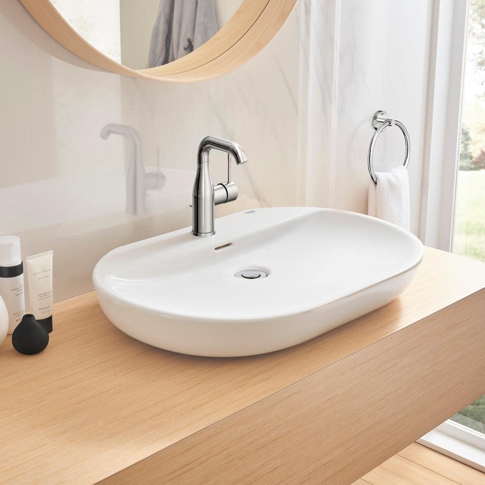 Modern Essence Chrome Single-Hole Bathroom Faucet with Swivel Spout