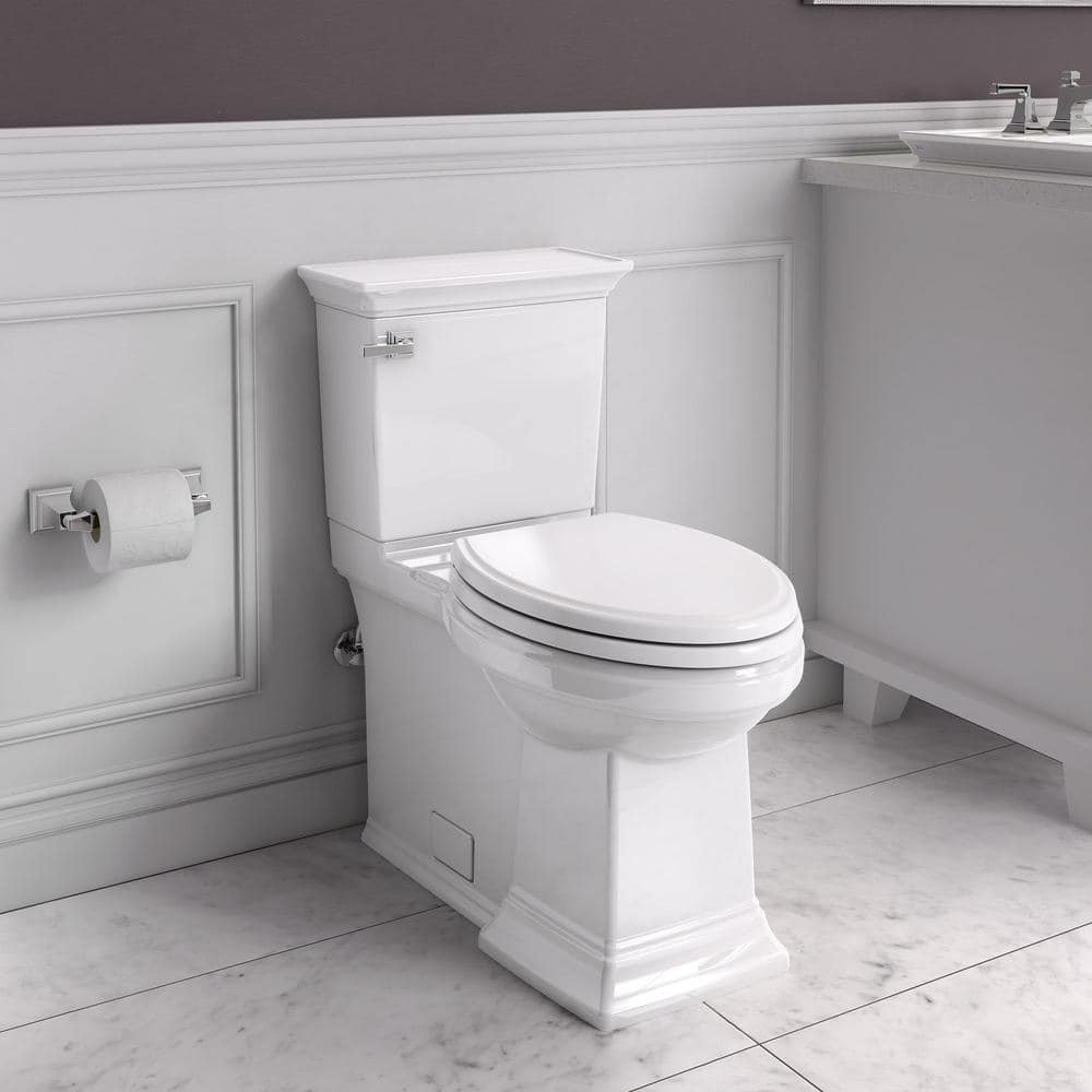 American Standard Town Square S Right Height 2-Piece 1.28 GPF Single Flush Elongated Toilet in White Seat Included
