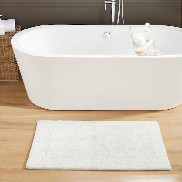 Better Trends Lux Collection Ivory 24 in. x 40 in. 100% Cotton Reversible Race Track Pattern Bath Rug
