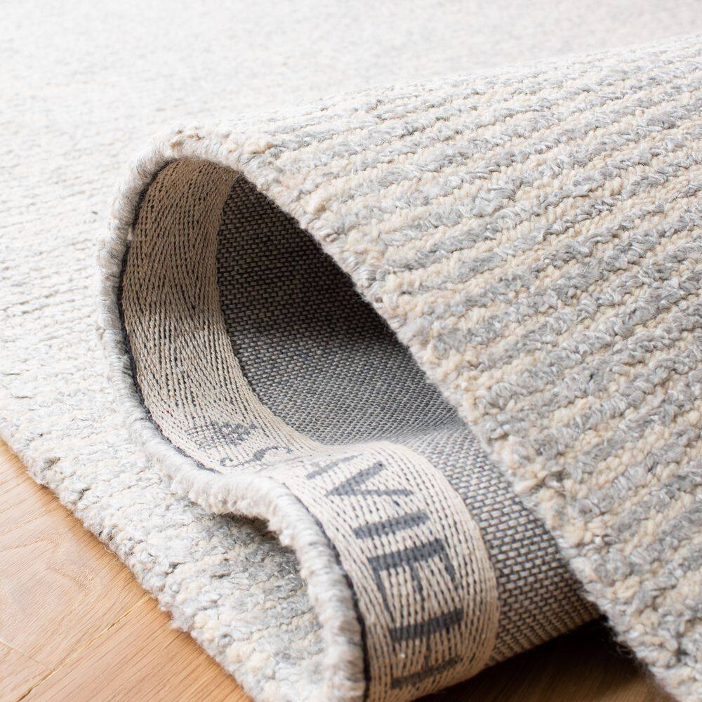Himalaya Silver Hand Tufted Wool and Viscose Runner Rug