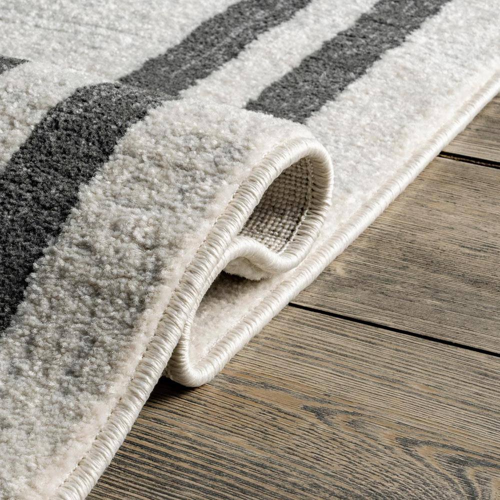 Beige and Black Rectangular Reversible Synthetic Area Rug, 5' x 7'