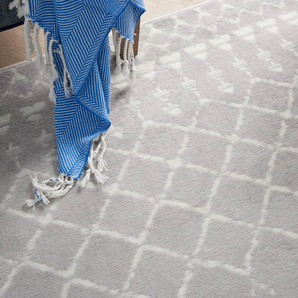 Geometric Gray Synthetic 6' x 9' Easy-Care Area Rug